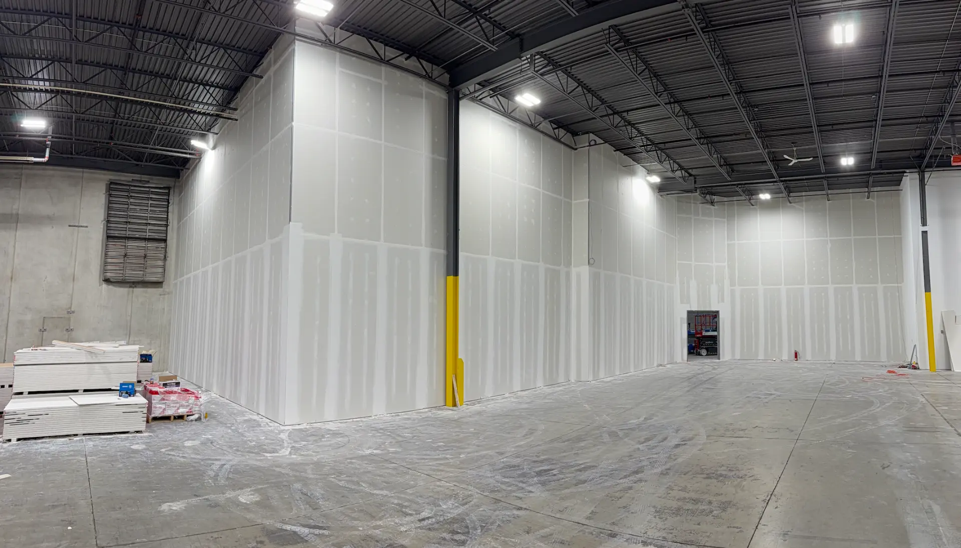 Drywall — commercial interior work in Toronto