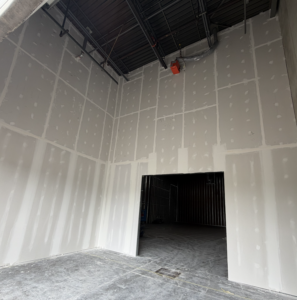 Taping — commercial interior work in Toronto