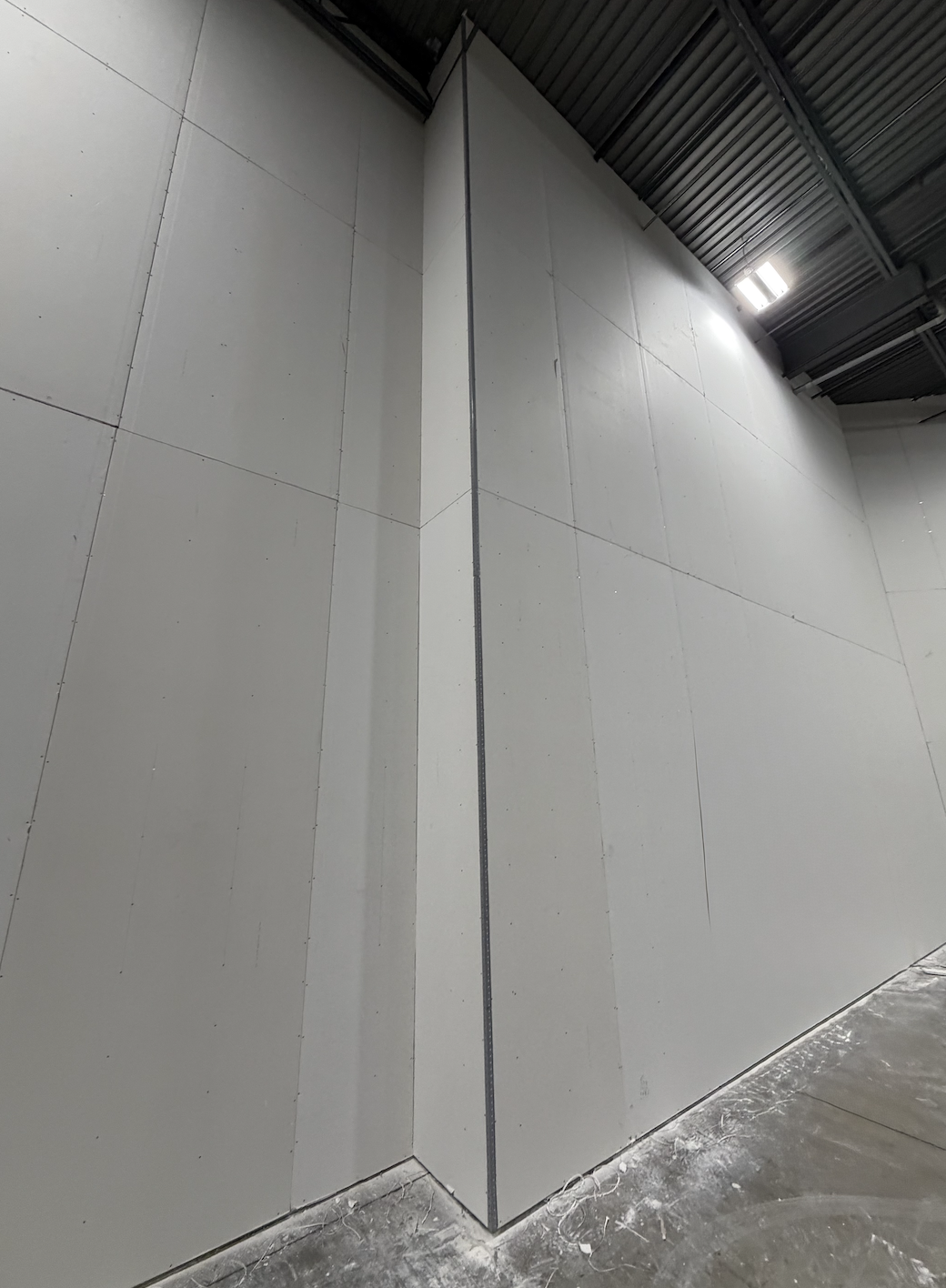 Drywall — commercial interior work in Toronto